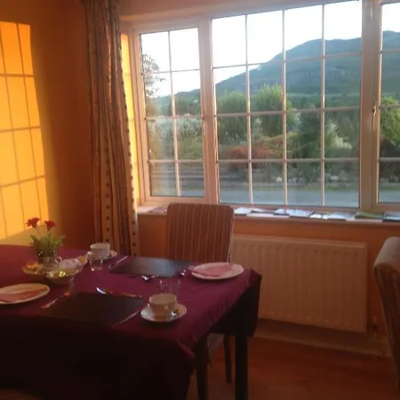 Hillview 3*
