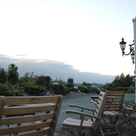 Couette-café Hillview 3*