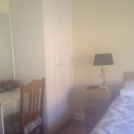 Bed and breakfast Hillview 3*